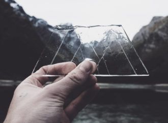 Poproszę przezroczystego smartfona LG!