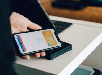 Płatnościami mobilnymi Polska stoi