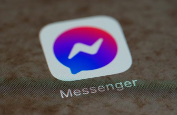 Pełne szyfrowanie nagrań głosowych i wideo w Facebook Messenger