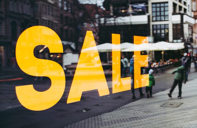 Spadek ruchu w sklepach RTV i AGD w trakcie Black Friday 2021