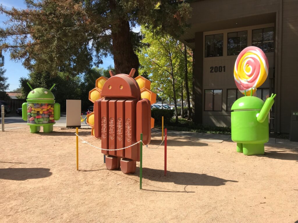 Android traci popularność na rzecz iOS