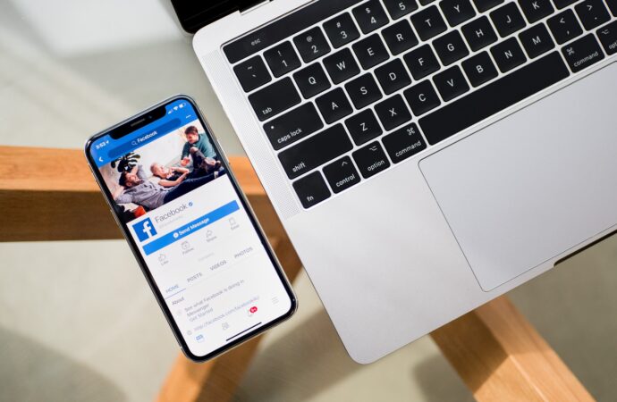 Facebook nie wie dokąd trafiają dane użytkowników platformy?