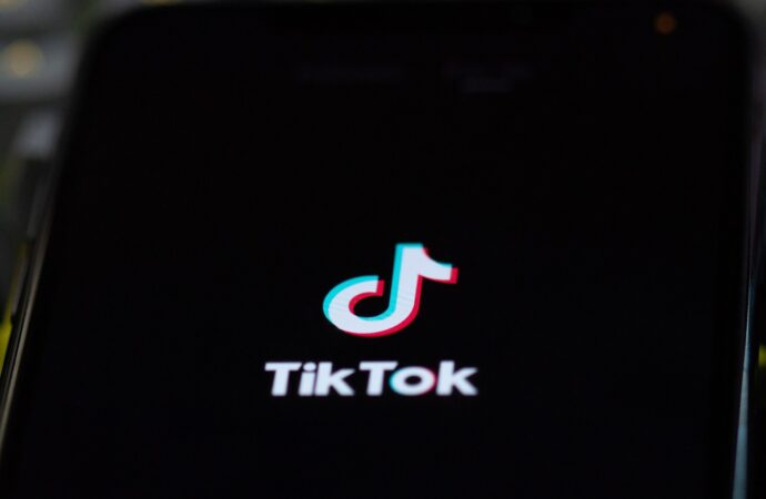 TikTok z rosnącą popularnością w Polsce￼