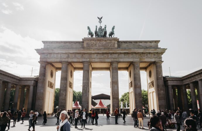 German government plans to ban Huawei and ZTE from 5G networks over security concerns