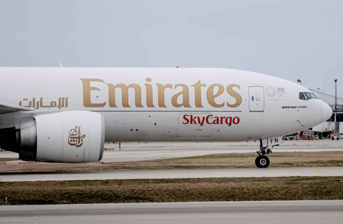 Wi-Fi na pokładzie Emirates: Dostępność i inwestycje na niespotykanym dotąd poziomie