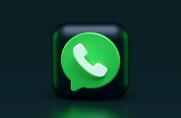 WhatsApp na Androidzie: Czy to kwestia prywatności czy błędu technicznego?